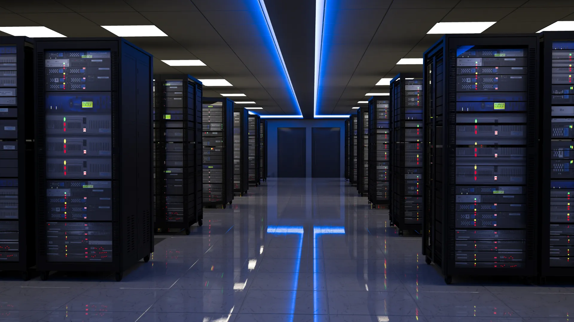 Modernes Rechenzentrum mit Reihen leistungsstarker Server-Racks in einer sicheren, klimatisierten Umgebung. Sinnbild für europäische Datenflüsse im CRM – digitale Souveränität und Datenresidenz in der EU.