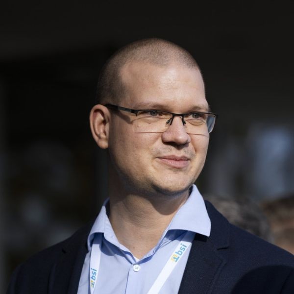 Porträt von Thomas Schweigler, Experte für Kundenservice bei BSI Software